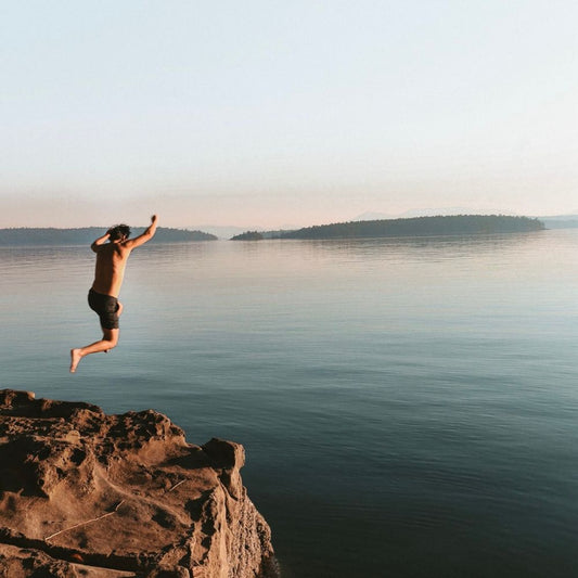 Why Lukewarm and Cold Water is Your Skin’s Best Friend: Aalgo’s Guide to Better Bathing
